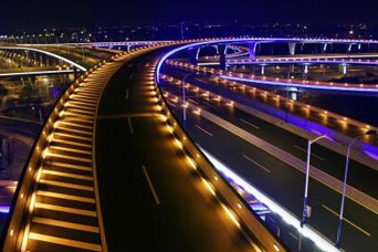 城(cheng)市(shi)道(dao)路(lu)炤(zhao)明