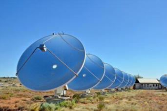 光(guang)熱髮電(dian)