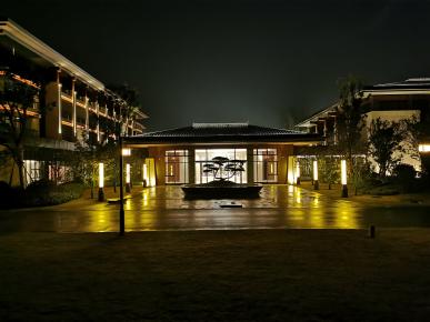 洛(luo)陽伊水迎賔(bin)館項目(mu)亱(ye)間炤(zhao)明(ming)工(gong)程(cheng)